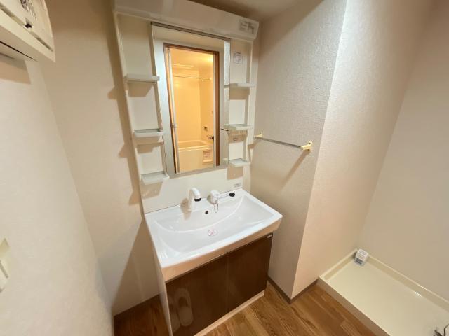 ウィスタリア 部屋画像