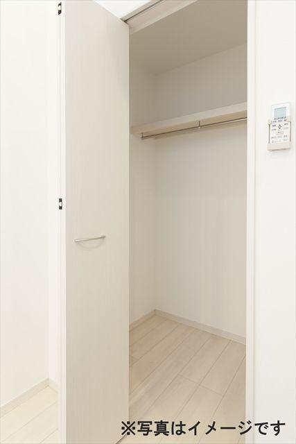 ビエネスタル（301） 収納