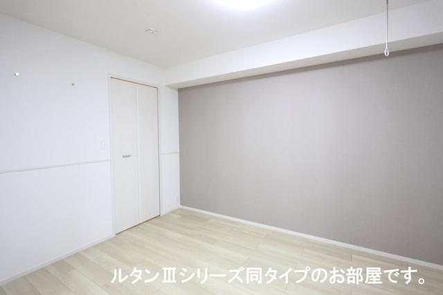 リバーサイド西山（204） 室内