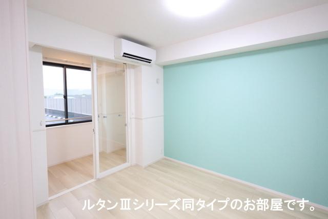 リバーサイド西山（102） 室内