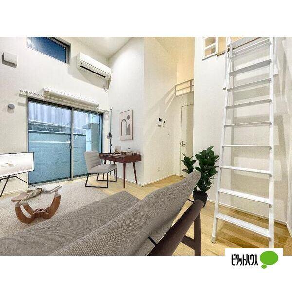 Housing　Complex　T2（201） リビング
