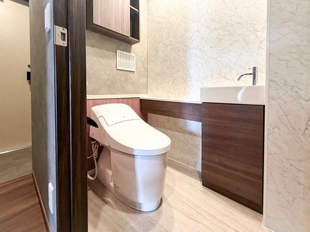 セレスティア草薙町（302） トイレ