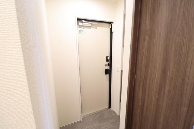 セレスティア藤江町（303） 玄関
