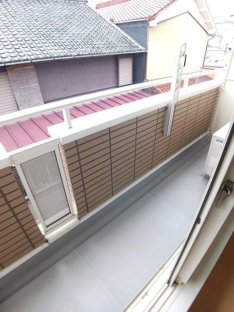 Ｄｉａ　Ｃｒａｎｅ　榮（201） 駐車場