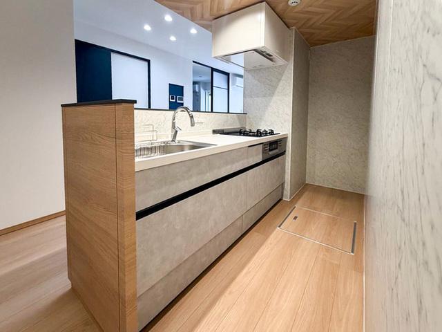 セレスティア草薙町（102） キッチン