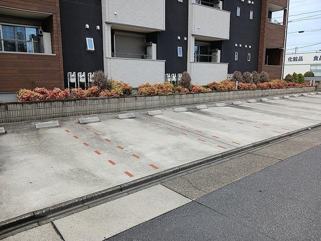 ＹＫ　ＰＬＡＣＥ（203） 駐車場