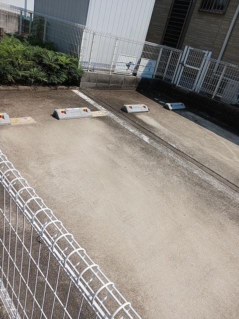 プリムローズ・Ｕ（101） 駐車場