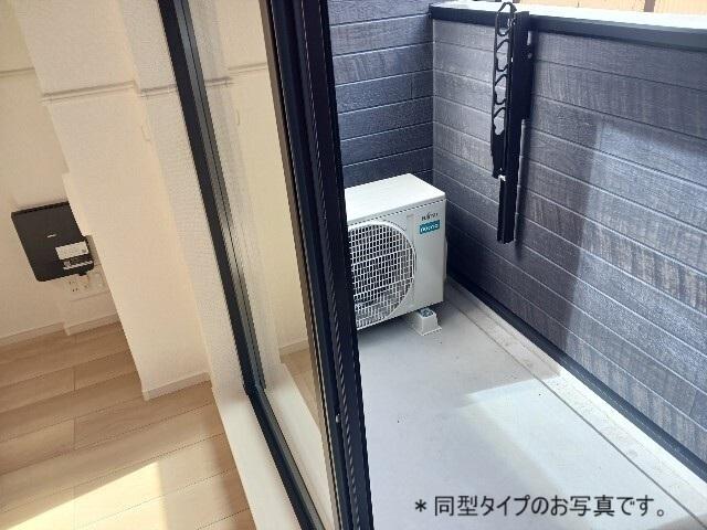 ＰＥＡＮＵＴＳ（ピ−ナッツ）（103） バルコニー