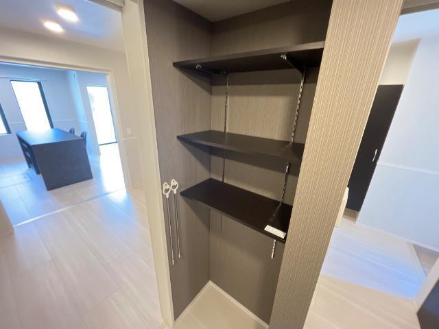 レオン 部屋画像