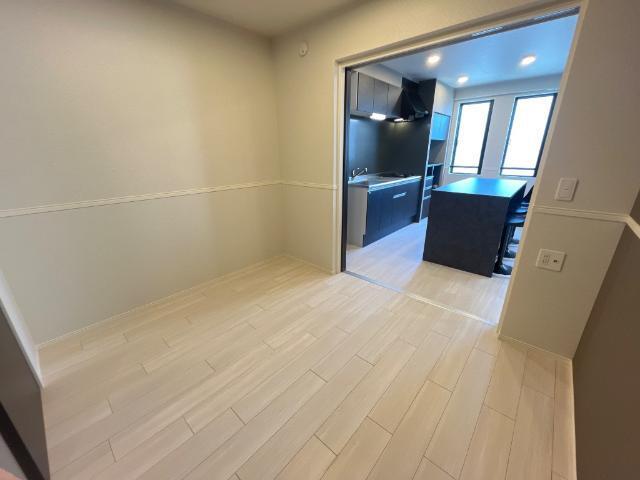 レオン 部屋画像