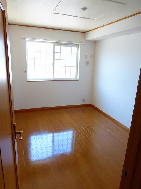 ファンタジア（103） 室内
