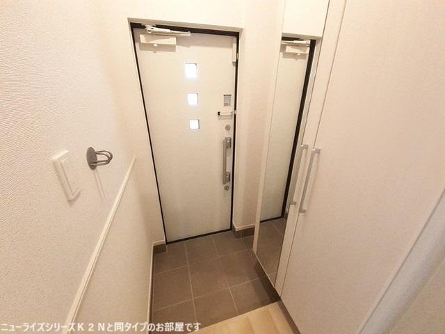 グランシエル鳴海（102） 玄関