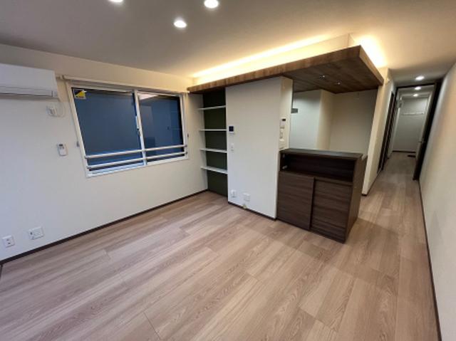 Urbana（202） 部屋画像