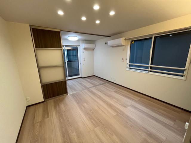 Urbana（202） 部屋画像