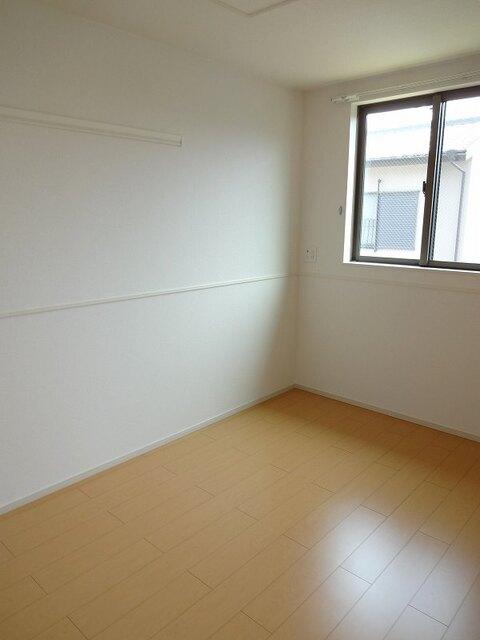 ルピア　Ｍ（203） 室内