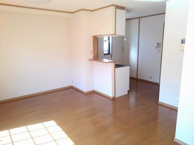 アルビレオ（103） 室内
