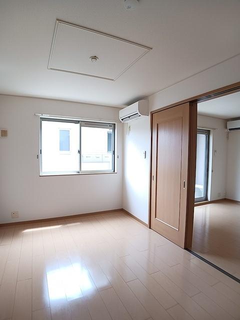 Ｐｉｓｏ　小本（103） 室内