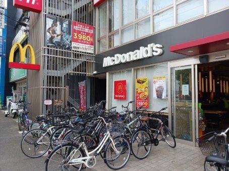 マクドナルド：150m
