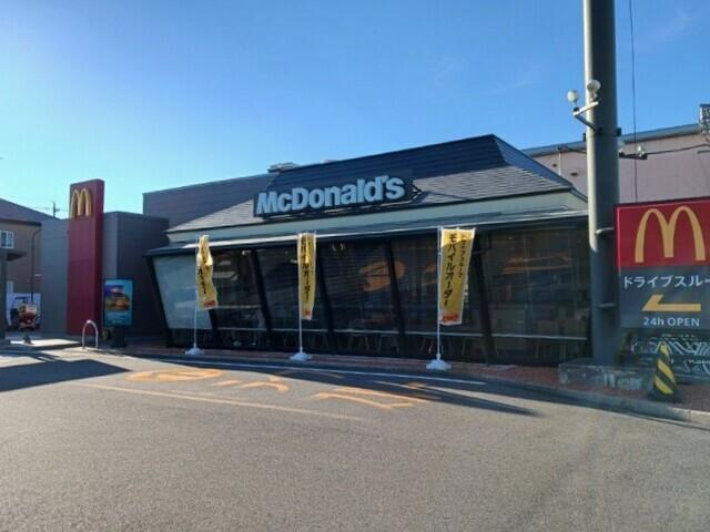 マクドナルド：400m