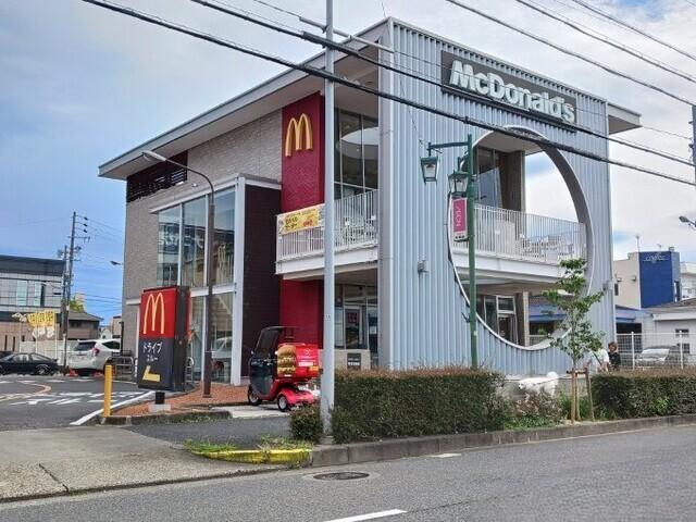 マクドナルド：410m