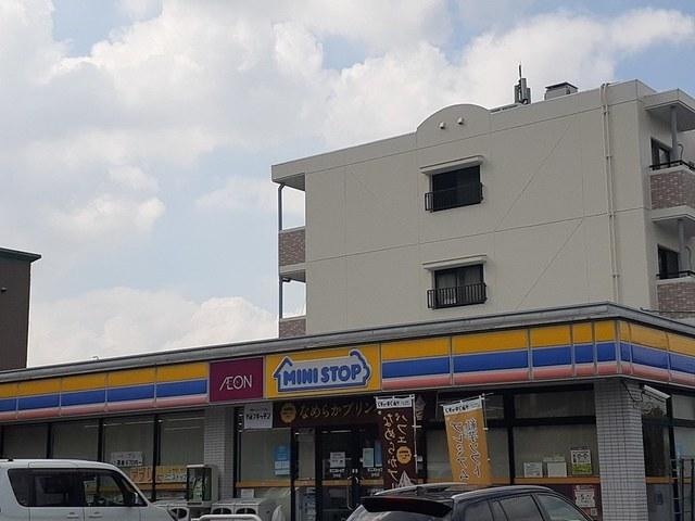 ミニストップ：1100m