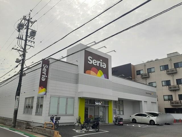 セリア：864m