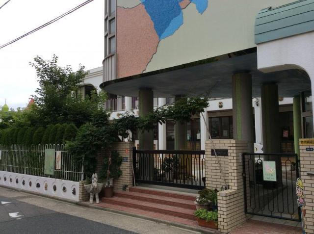 ユタカ幼稚園：856m