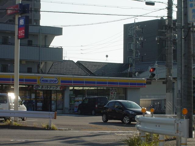 ミニストップ長須賀店：497m