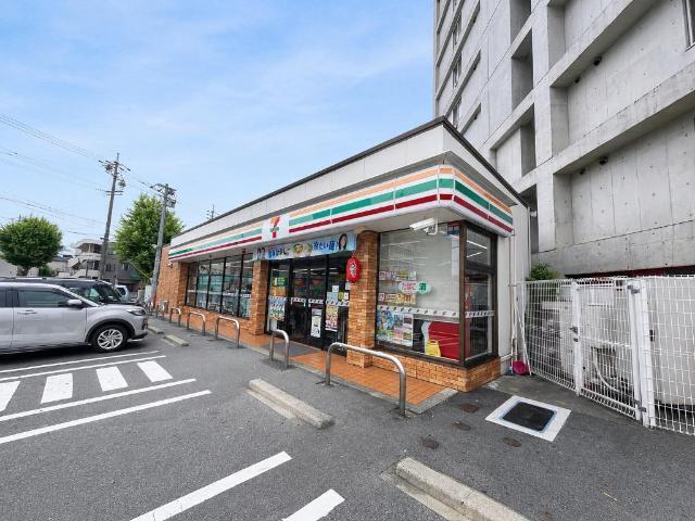 セブンイレブン名古屋新出来2丁目店：457m