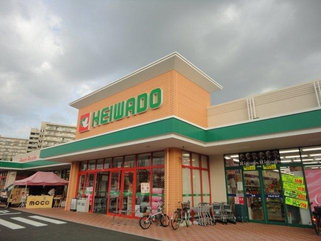 平和堂豊成店：268m