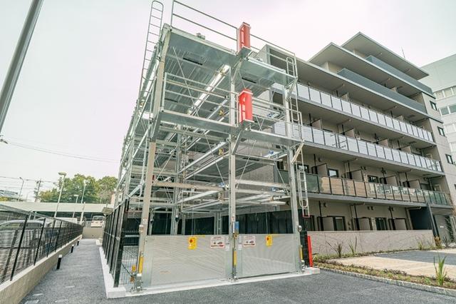 ロイヤルカーサ千種（0111） 駐車場