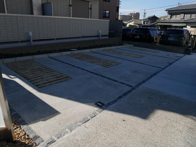 セイムハーツ（101） 駐車場