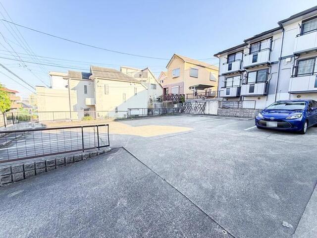 ＶＩＥＷ　ＣＯＵＲＴⅡ（106） 駐車場