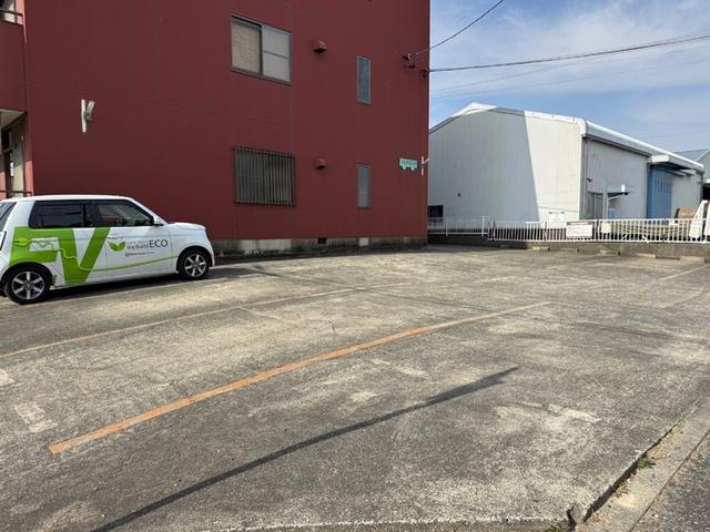 エスプラナード（101） 駐車場