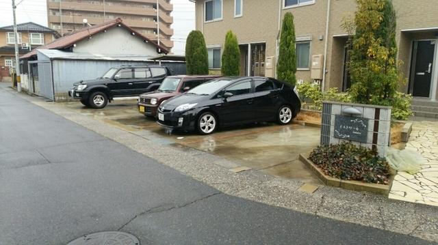 イストワール（202） 駐車場
