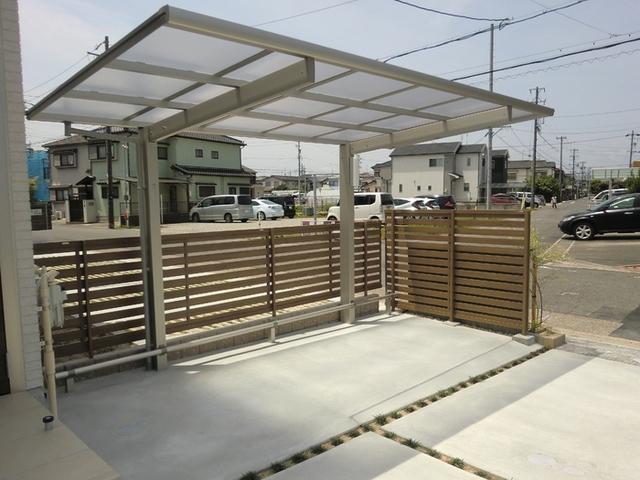 ソレイユ七番館（201） 駐車場