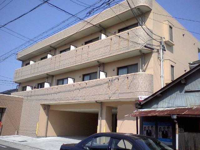 アイナ（301） 外観