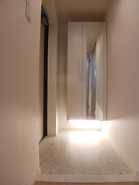 ムーンヒルズ大阪（301） 玄関