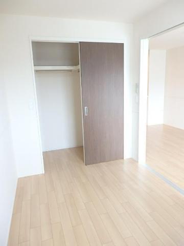 レヴォントゥレットⅡ 部屋画像