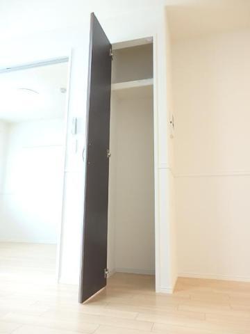 レヴォントゥレットⅡ 収納
