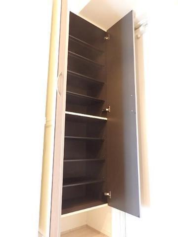 レヴォントゥレットⅡ 部屋画像