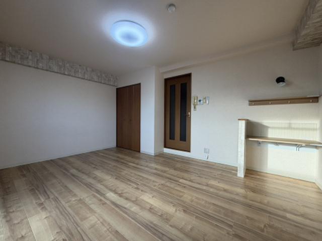 シャトルウエスト（303） 部屋画像