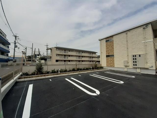 アルドーレ（103） 駐車場