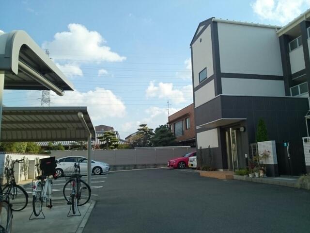 アーイラみなみ（201） 駐車場