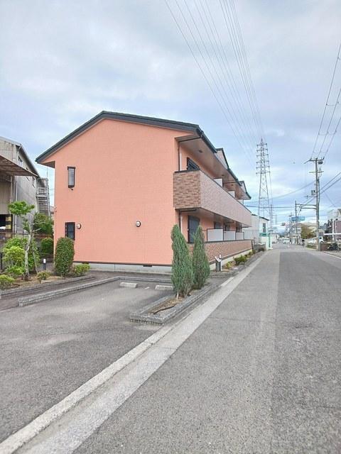 エムズコート（105） 駐車場