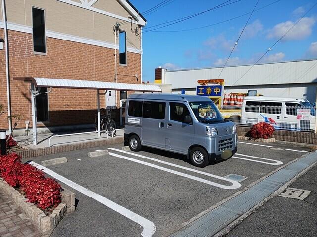 モン・ル　ウエスト（202） 駐車場