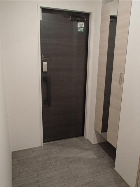 パサログランデ百舌鳥本町3丁（302） 玄関