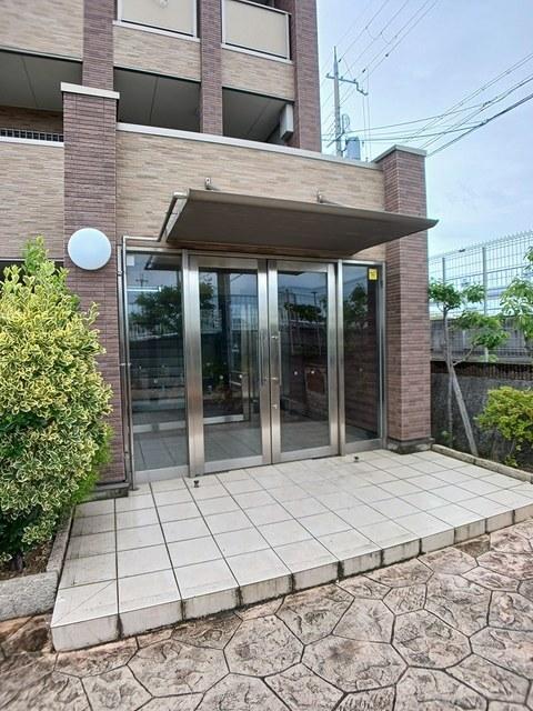 インヴィテ・ボヌ−ルⅡ番館（105） エントランス