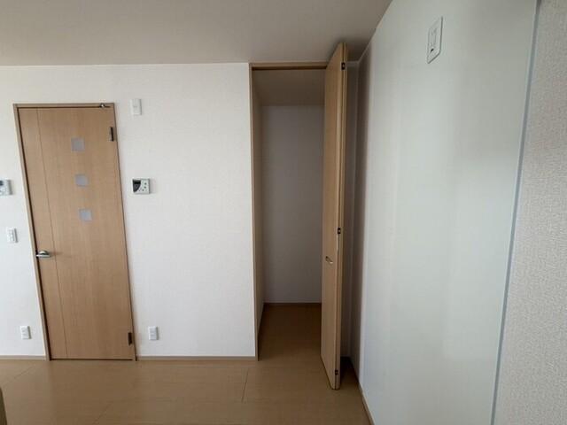 エリチェ青山（102） 収納