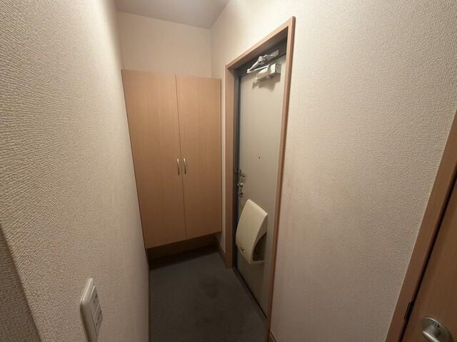 エリチェ青山（102） 玄関